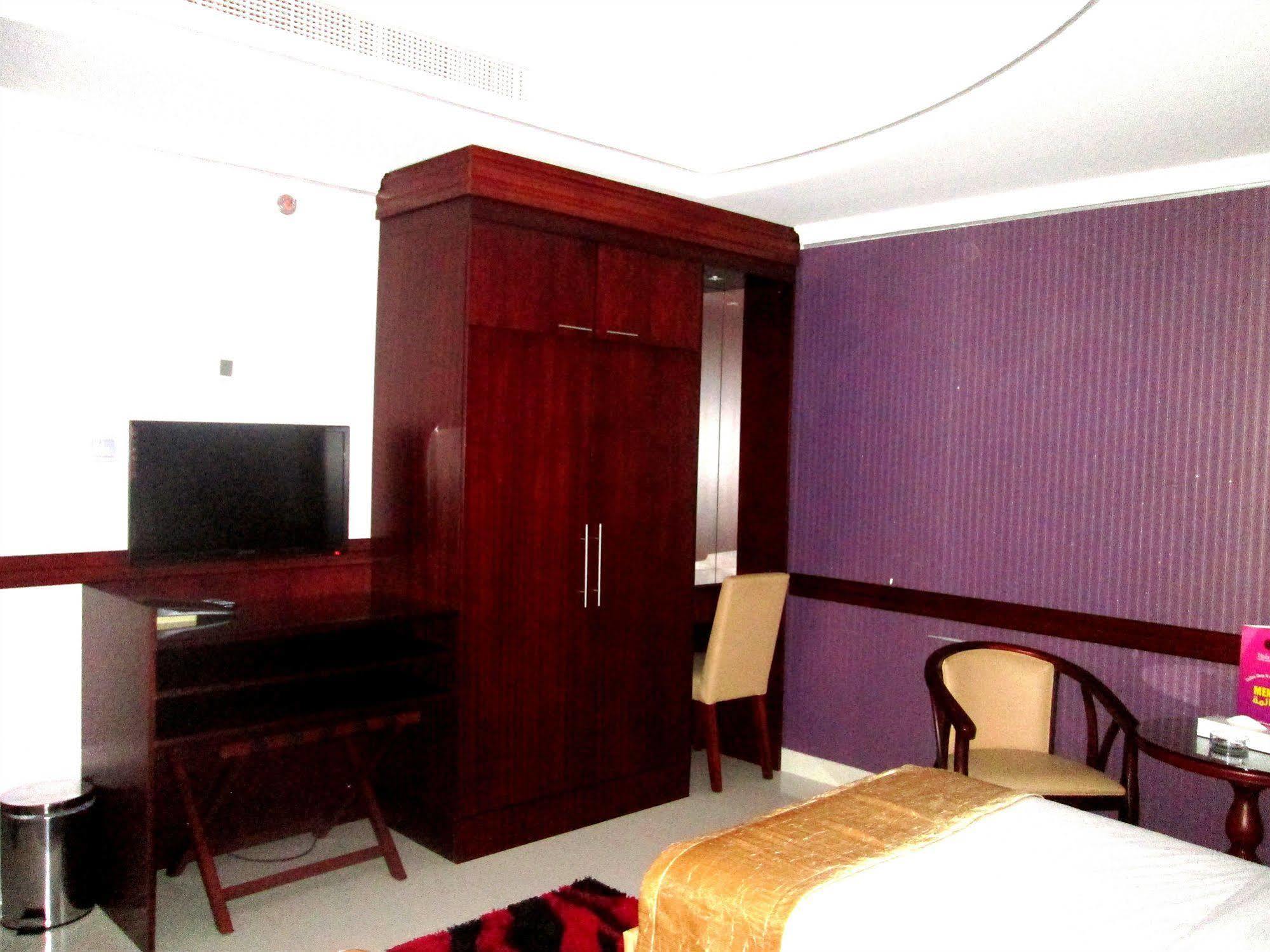Hala Inn Hotel Apartments - Baithans Ajman Ngoại thất bức ảnh
